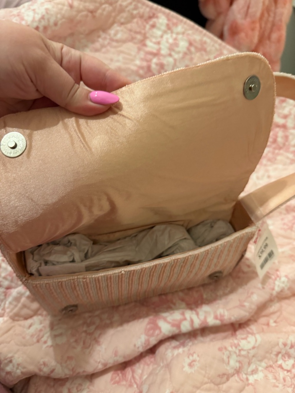 Beaded Ballerina Shoulder Bag in Pink and Cream - Picture 4 of 4